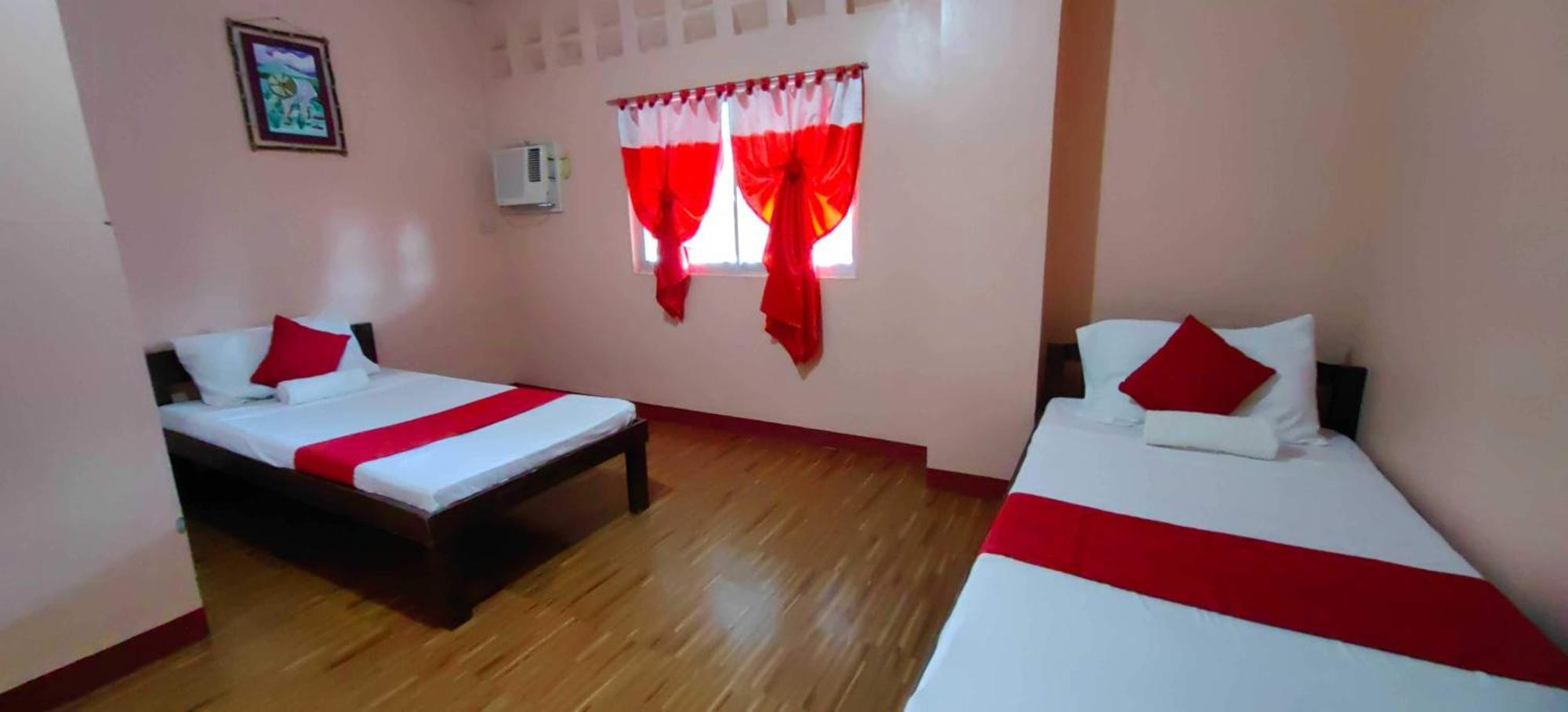 Oyo 1038 William Hearts Pension Puerto Princesa Ngoại thất bức ảnh