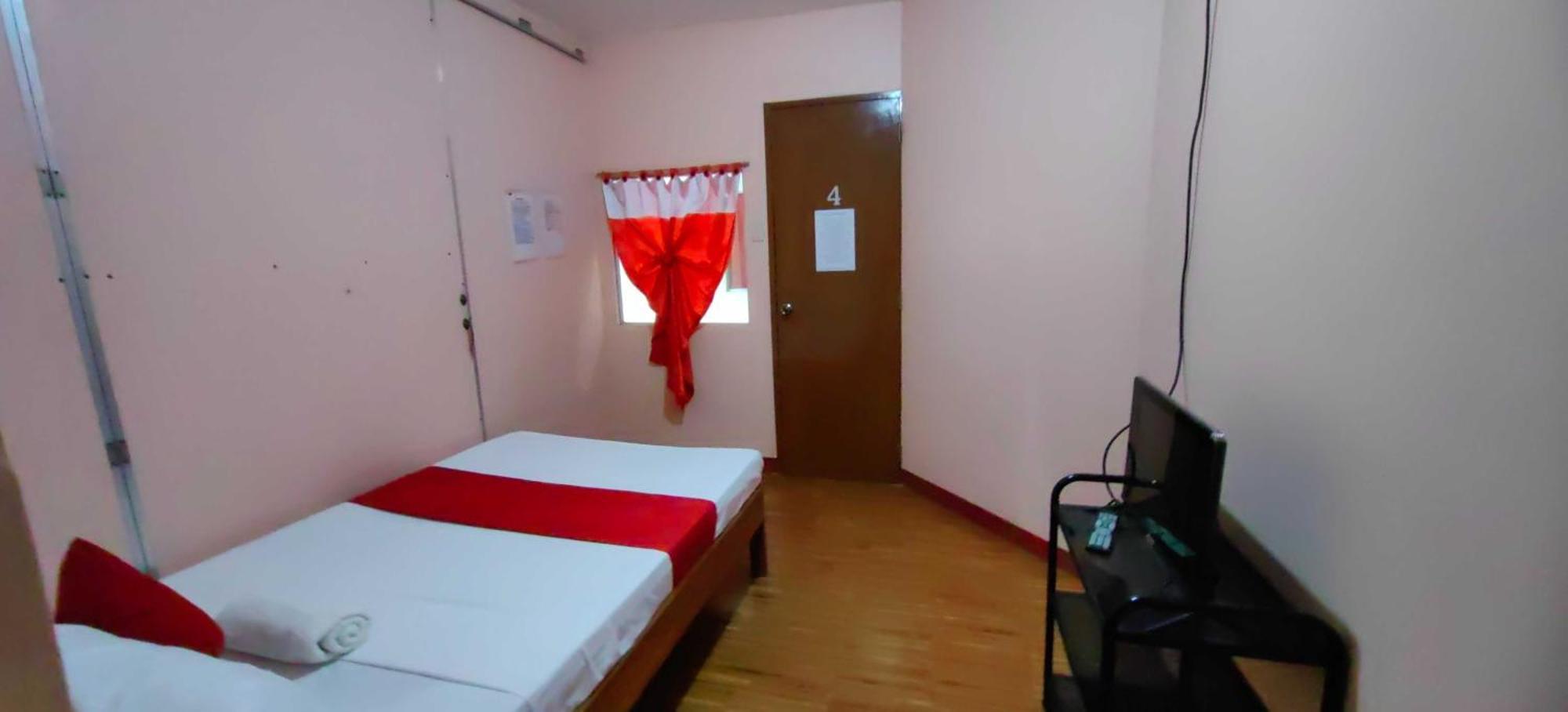 Oyo 1038 William Hearts Pension Puerto Princesa Ngoại thất bức ảnh