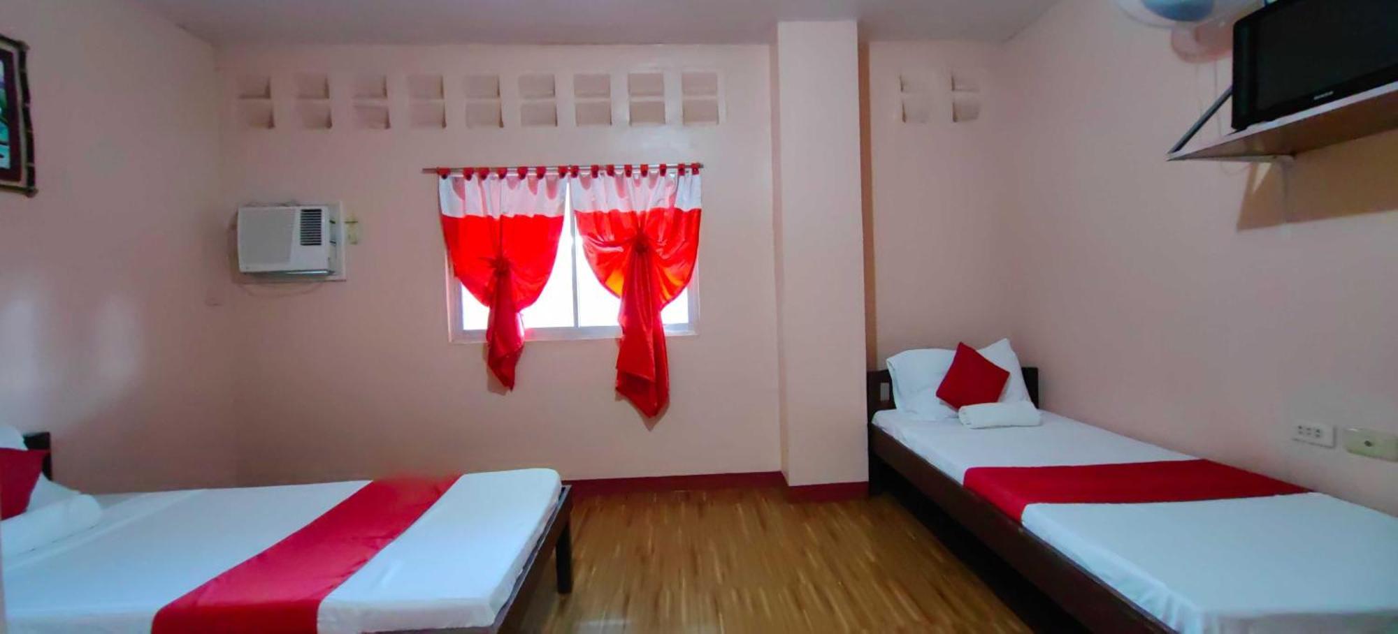 Oyo 1038 William Hearts Pension Puerto Princesa Ngoại thất bức ảnh