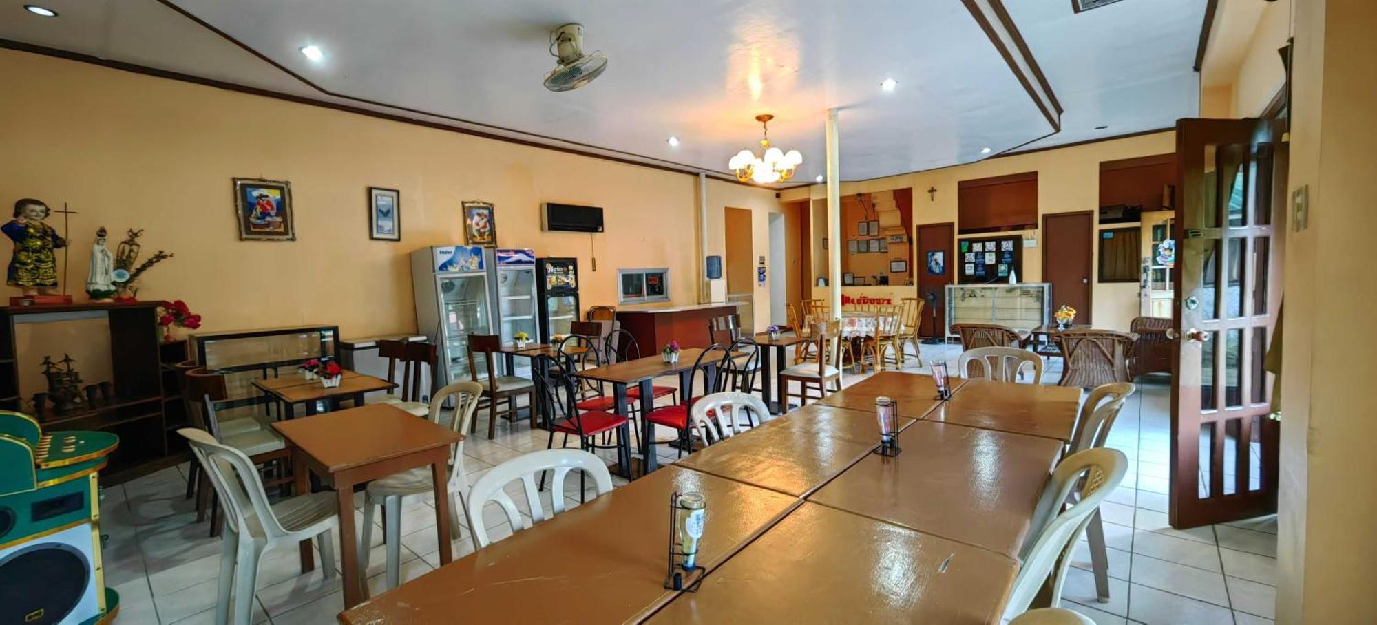 Oyo 1038 William Hearts Pension Puerto Princesa Ngoại thất bức ảnh